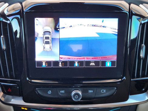 Certified 2023 Chevrolet Traverse Premier image 18
