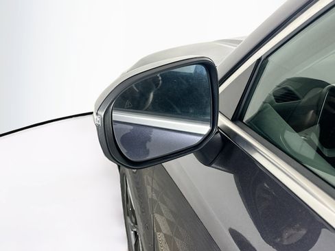 Used 2025 Kia Telluride S FWD image 16