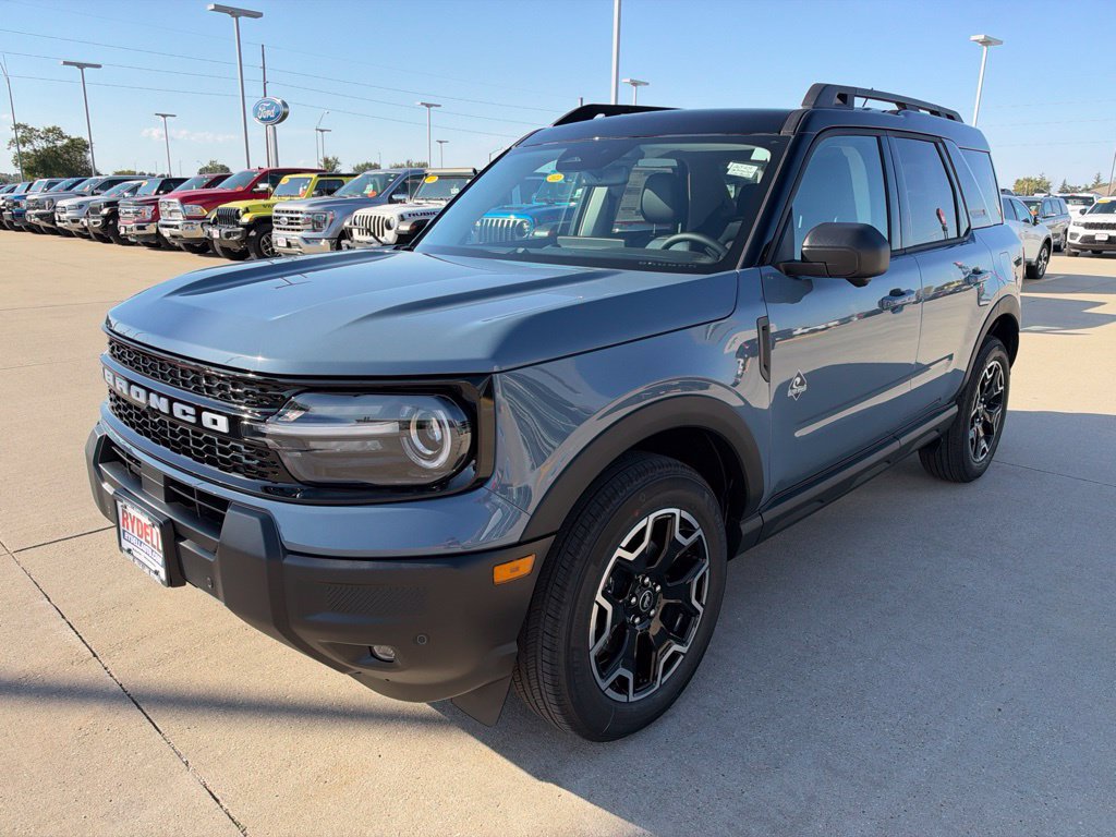 New 2026 Ford Bronco Sport Outer Banks w/ Outer Banks Tech Package+ AWD/4WD image 14