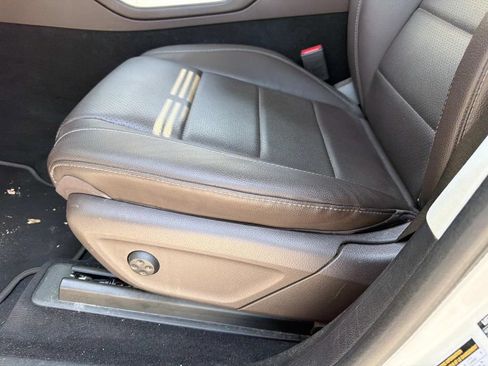 Used 2022 Mercedes-Benz GLE 350 4MATIC image 17