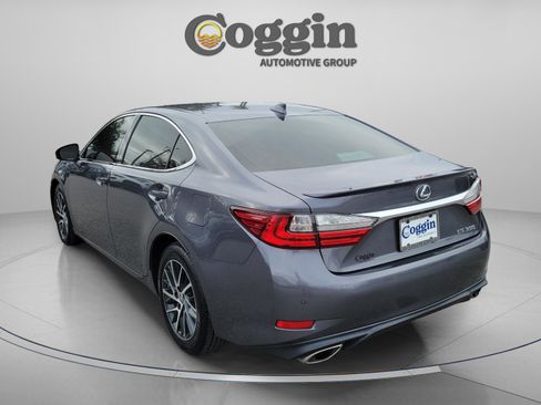 Used 2016 Lexus ES 350 image 2
