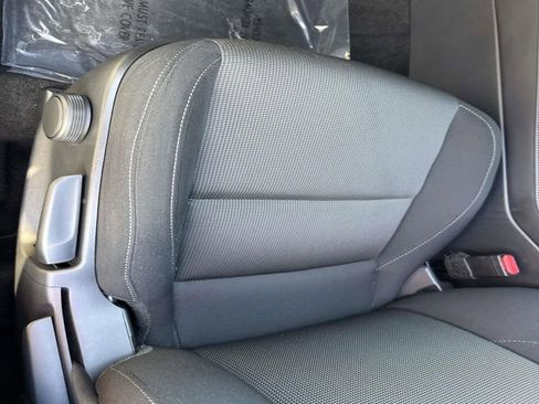 Certified 2025 MAZDA CX-30 AWD 2.5 S image 29