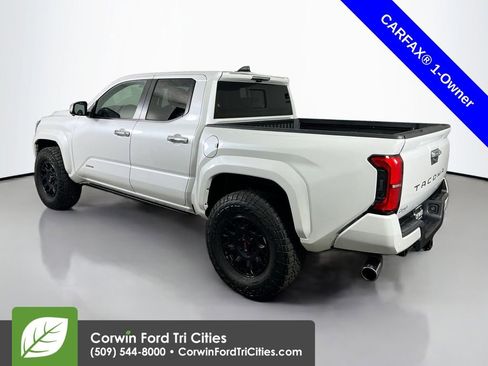 Used 2024 Toyota Tacoma Limited image 10