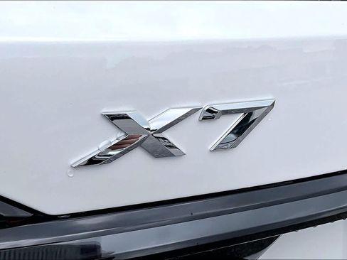 New 2027 BMW X7 xDrive40i w/ Executive Package AWD/4WD image 15
