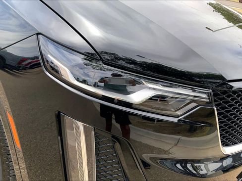 Used 2022 Cadillac XT6 Sport AWD/4WD image 36
