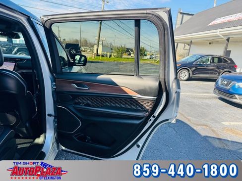 Used 2022 Jeep Grand Cherokee L Summit w/ Advanced Protech Group IV image 65