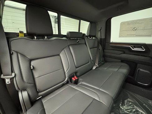 New 2025 GMC Sierra 2500 Denali w/ Denali Reserve Package image 43