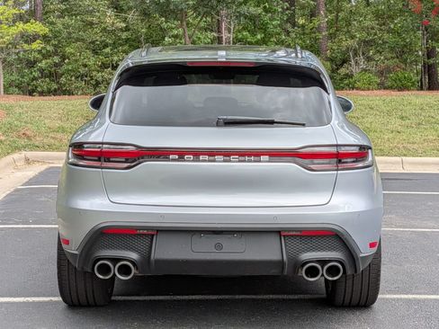 Certified 2026 Porsche Macan AWD/4WD image 22