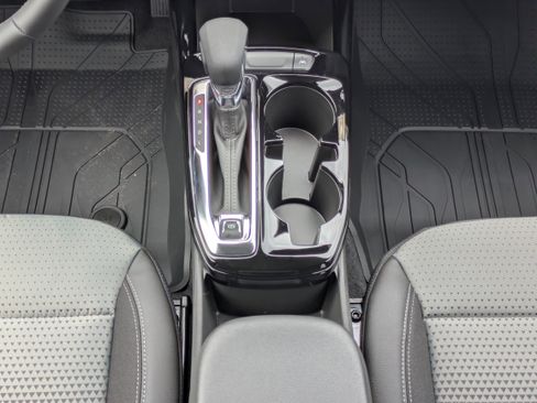 New 2026 Chevrolet Trax LT FWD image 6