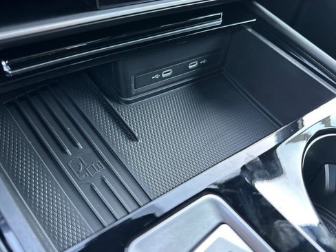 New 2026 Volkswagen Atlas Cross Sport SEL R-Line image 24