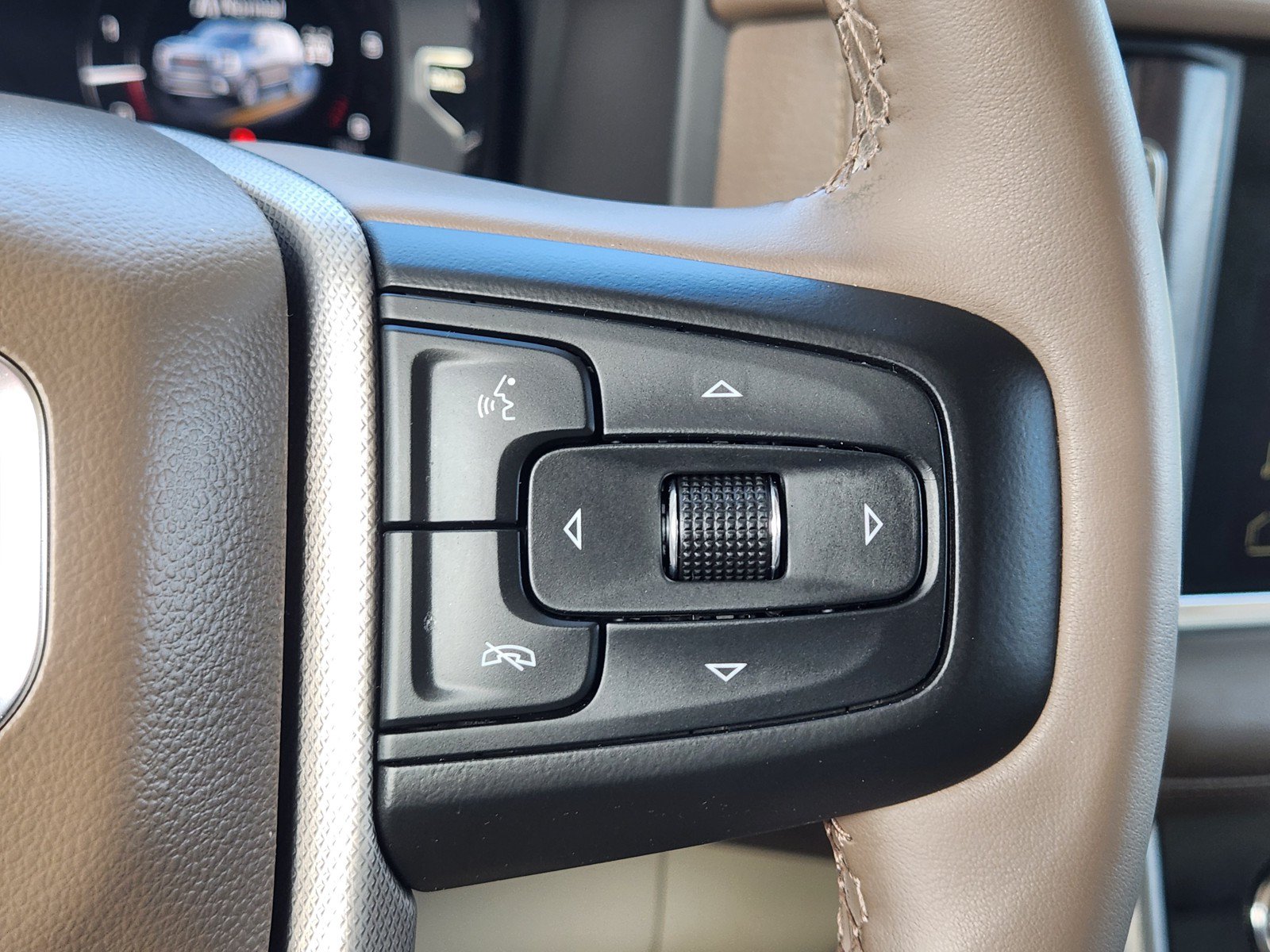 Used 2023 GMC Yukon Denali w/ Max Trailering Package AWD/4WD image 26