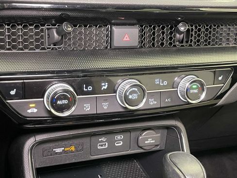 Used 2024 Honda CR-V Sport Touring image 26