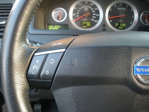 Used 2012 Volvo XC90 3.2 image 40