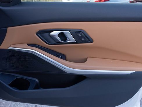 Certified 2025 BMW 330i xDrive Sedan image 20