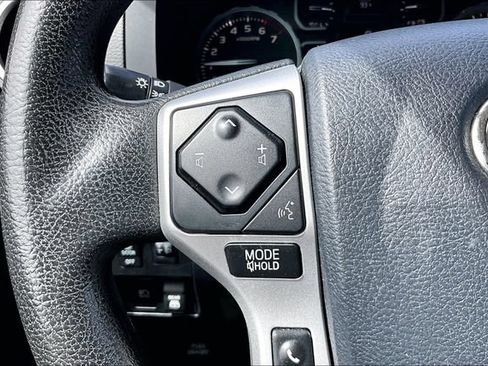 Used 2020 Toyota Tundra SR5 w/ SR5 Upgrade Package AWD/4WD image 18