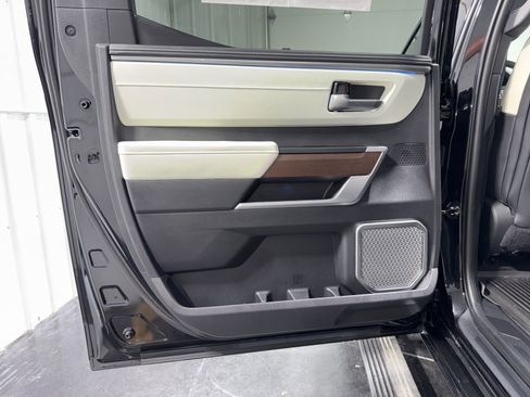 Used 2023 Toyota Tundra Capstone AWD/4WD image 18