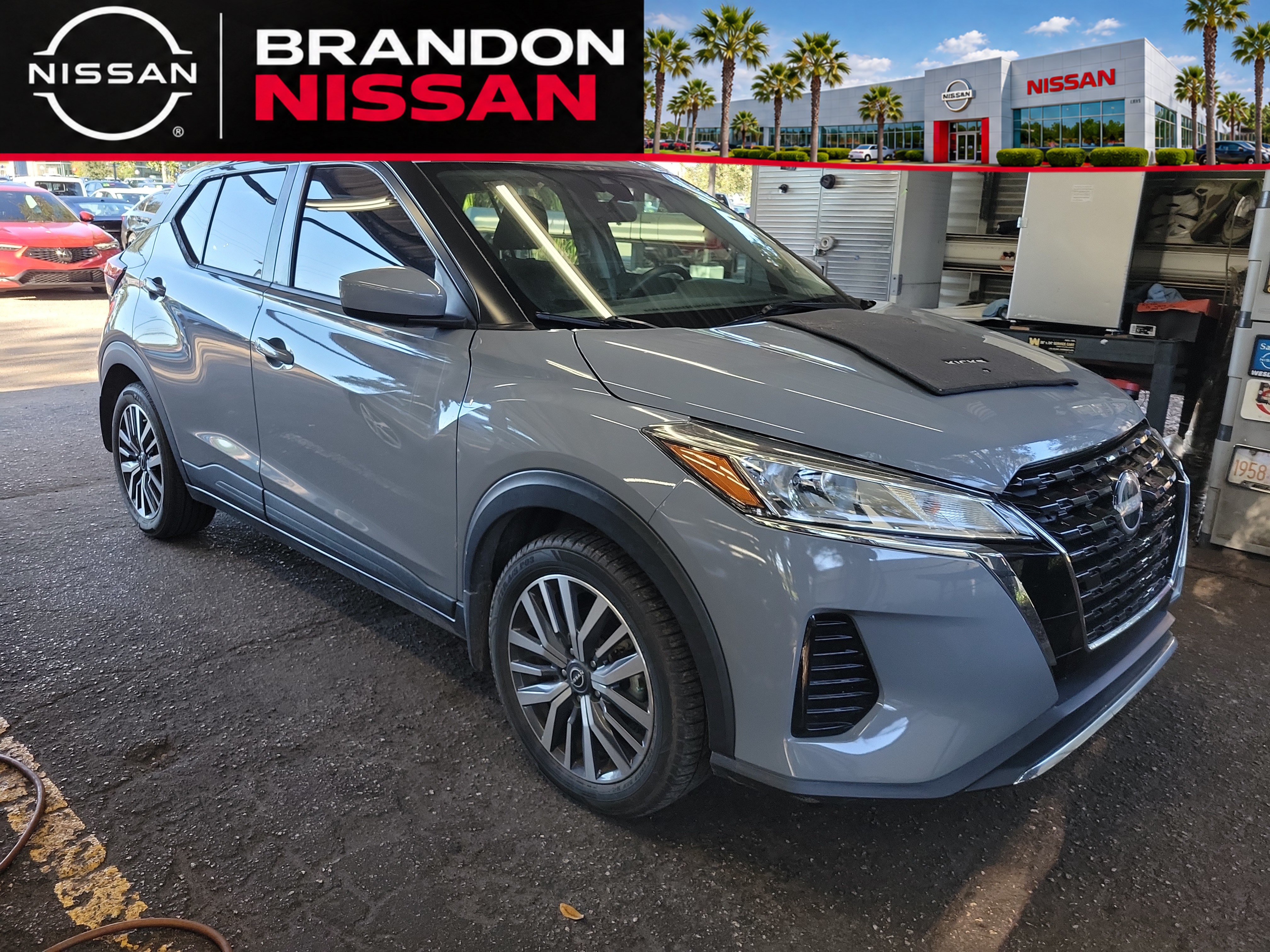 Certified 2023 Nissan Kicks SV FWD image 1