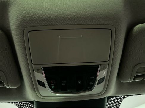Used 2026 Acura MDX SH-AWD w/ Advance Package image 16