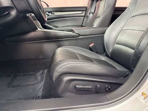 Used 2019 Honda Accord Sport image 21
