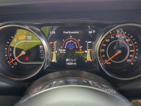 Used 2023 Jeep Wrangler Unlimited Rubicon 392 image 13