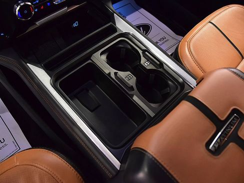 Used 2024 Ford F350 Platinum w/ Tremor Off-Road Package image 29