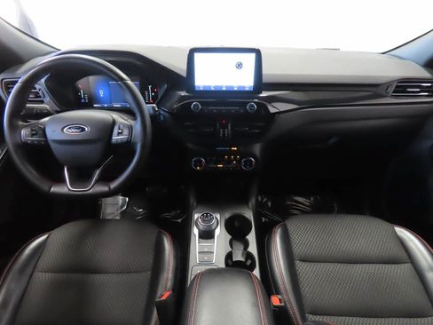 Used 2024 Ford Escape ST-Line w/ Cold Weather Package FWD image 14