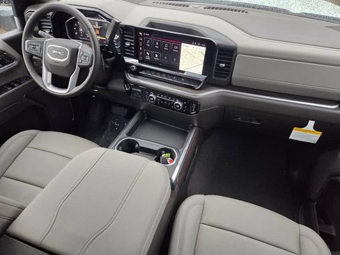 New 2026 GMC Sierra 2500 SLT AWD/4WD image 26
