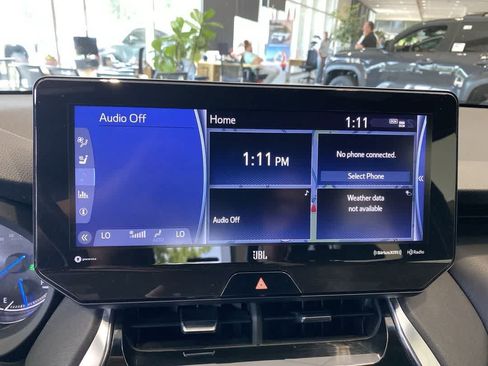 Used 2021 Toyota Venza XLE w/ Softex Package AWD/4WD image 19