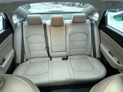 Used 2017 Hyundai Sonata Sport w/ Value Edition Package 02 image 28