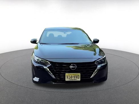 Used 2025 Nissan Sentra SV FWD image 4