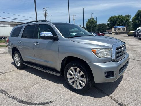 Used 2014 Toyota Sequoia Platinum RWD image 44
