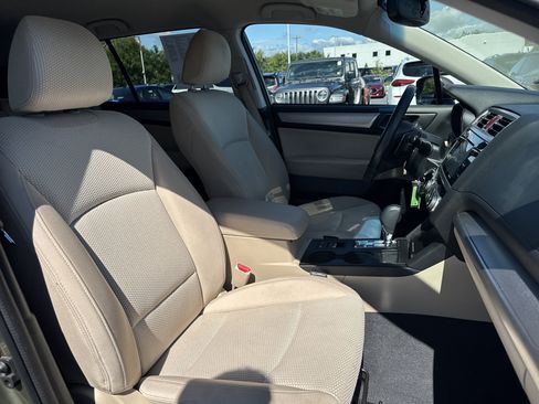Used 2016 Subaru Outback 2.5i Premium AWD/4WD image 17