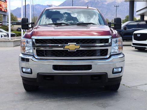 Used 2013 Chevrolet Silverado 2500 LT w/ Interior Plus Package AWD/4WD image 9