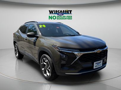 Used 2024 Chevrolet Trax LT w/ LT Convenience Package