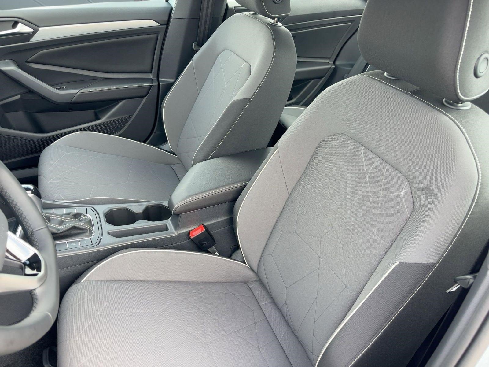 New 2026 Volkswagen Jetta Sport FWD image 20