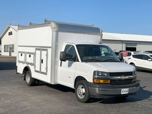 Used 2022 Chevrolet Express 3500 Work Van w/ Power Convenience Package image 37