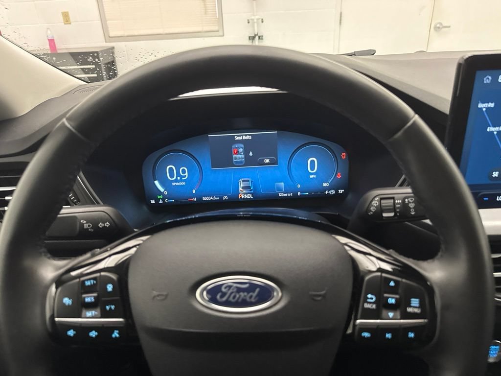 Used 2024 Ford Escape Platinum AWD/4WD image 16