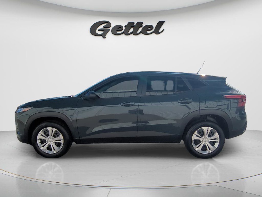 Used 2026 Chevrolet Trax LS w/ Driver Confidence Package FWD image 8