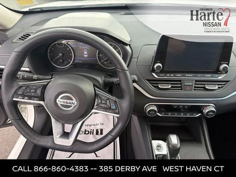 Certified 2019 Nissan Altima 2.5 SV AWD/4WD image 13