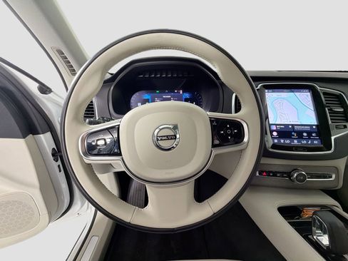 Used 2023 Volvo XC90 B6 Plus w/ Protection Package Premier image 12