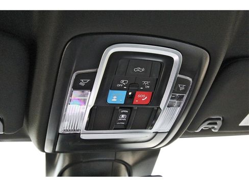 Used 2025 RAM 2500 Laramie image 25