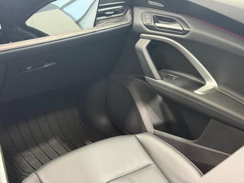 Certified 2025 Audi Q5 Premium Plus w/ Premium Plus AWD/4WD image 13