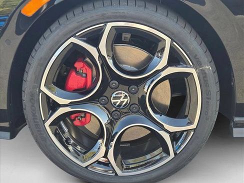 New 2025 Volkswagen GTI Autobahn image 10