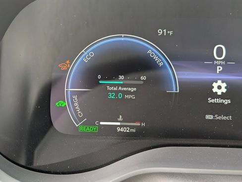 Used 2025 Toyota Sienna Limited AWD/4WD image 16