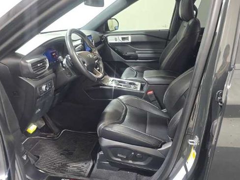 Used 2022 Ford Explorer ST AWD/4WD image 7