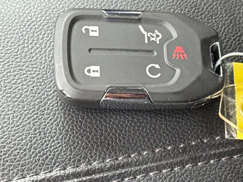 Used 2023 GMC Terrain SLE w/ Driver Convenience Package FWD image 34