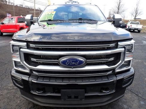 Certified 2022 Ford F350 Platinum w/ FX4 Off-Road Package image 10