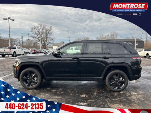 New 2025 Jeep Grand Cherokee Limited w/ Black Appearance Package image 2