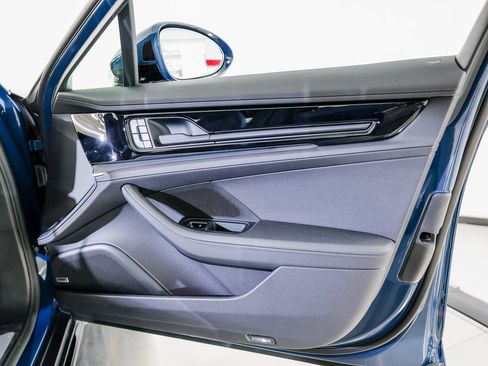 New 2026 Porsche Panamera 4 AWD/4WD image 28