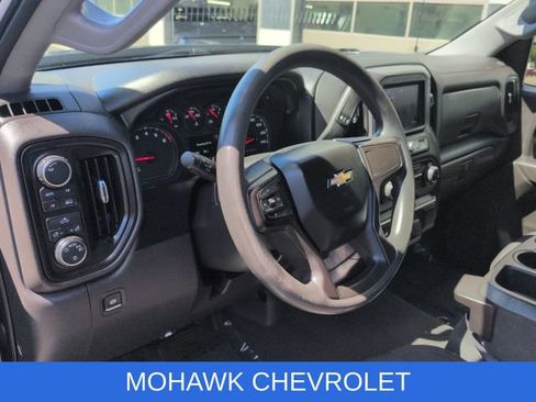 Used 2020 Chevrolet Silverado 1500 Custom w/ Custom Value Package AWD/4WD image 11